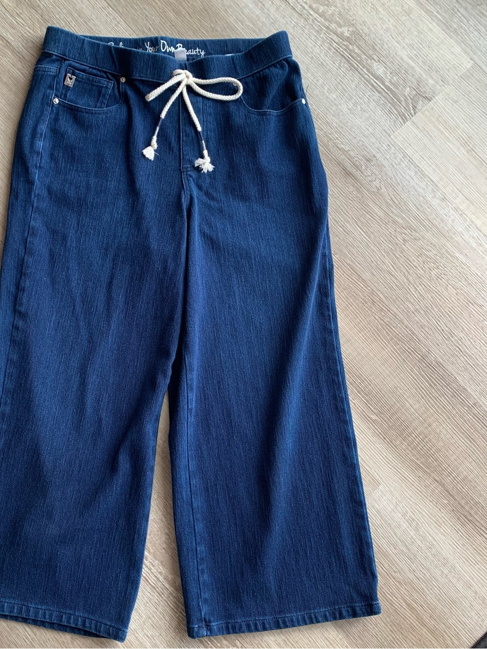 Belle by Kim Gravel Navy Wide Leg Cropped Pant Size 8